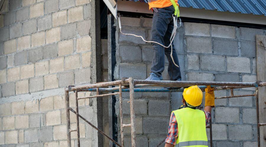 Expert Emergency Roof Repairs services in Saint Albans, ME